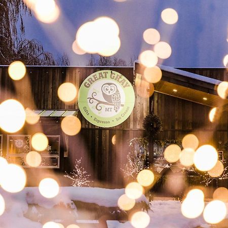 Ninepipes Lodge Поулсън Екстериор снимка